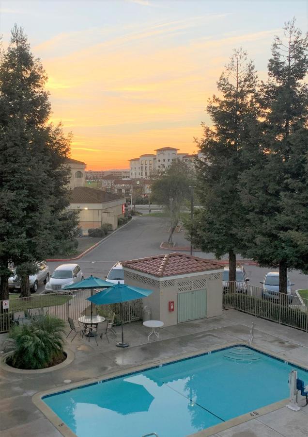 Inn At Rohnert Park Kültér fotó